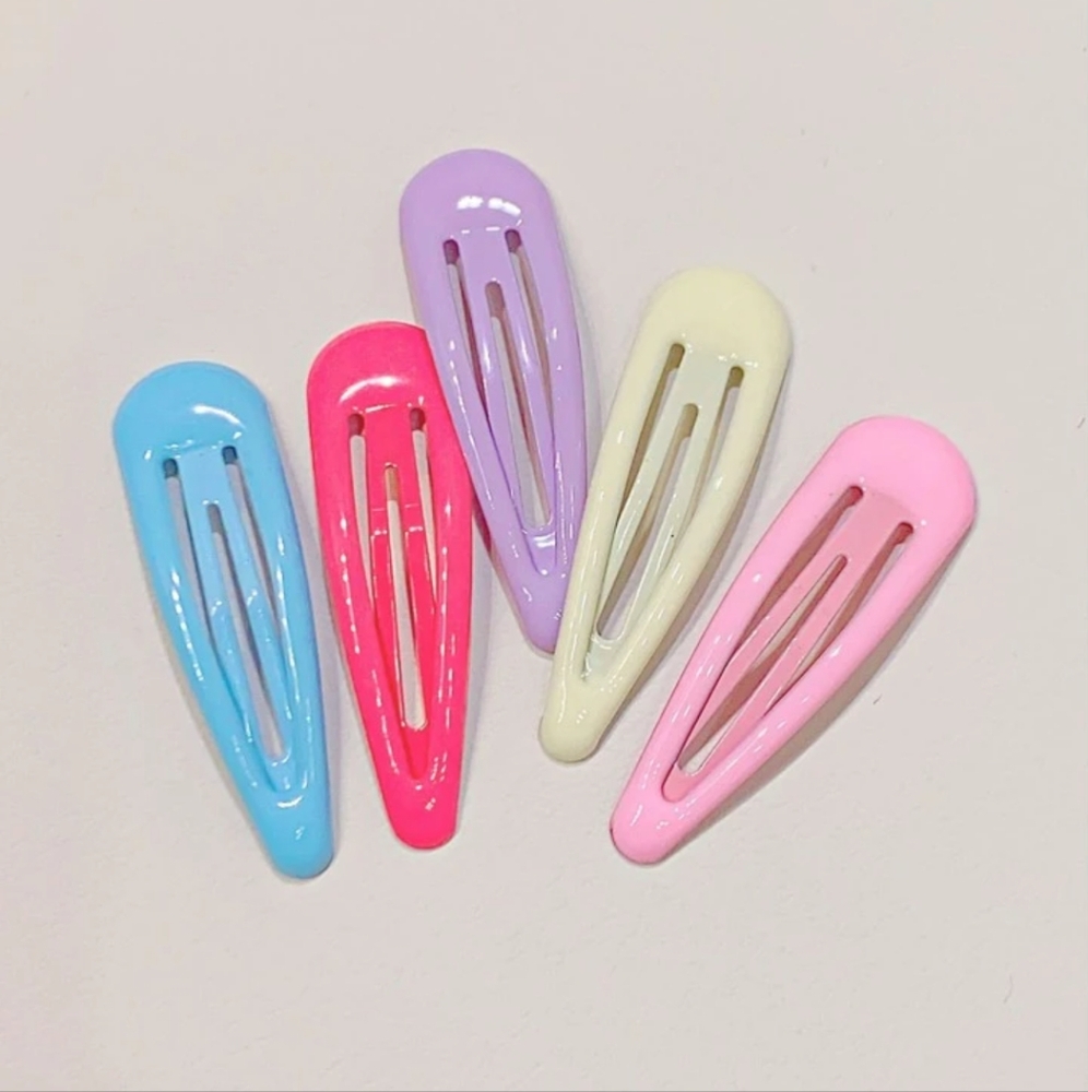 5 hair clips